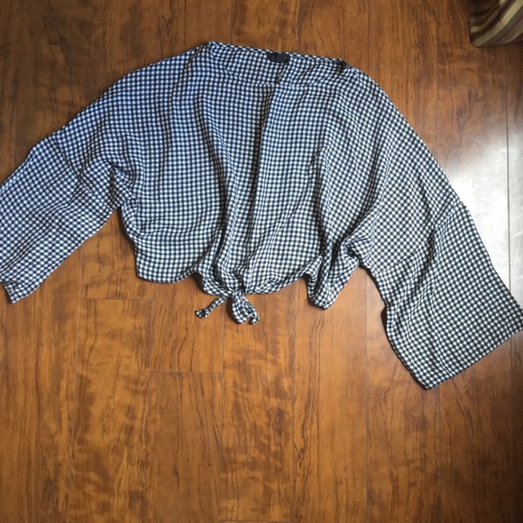 Topshop- Black/White checkered bell sleeve top. 10 - Picture 8 of 8